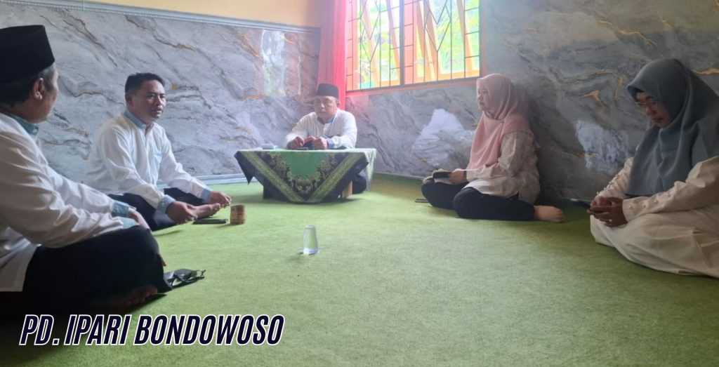 Penyuluh Agama Kecamatan Taman Krocok Bahas Aksi Bersih Masjid Jelang Ramadan